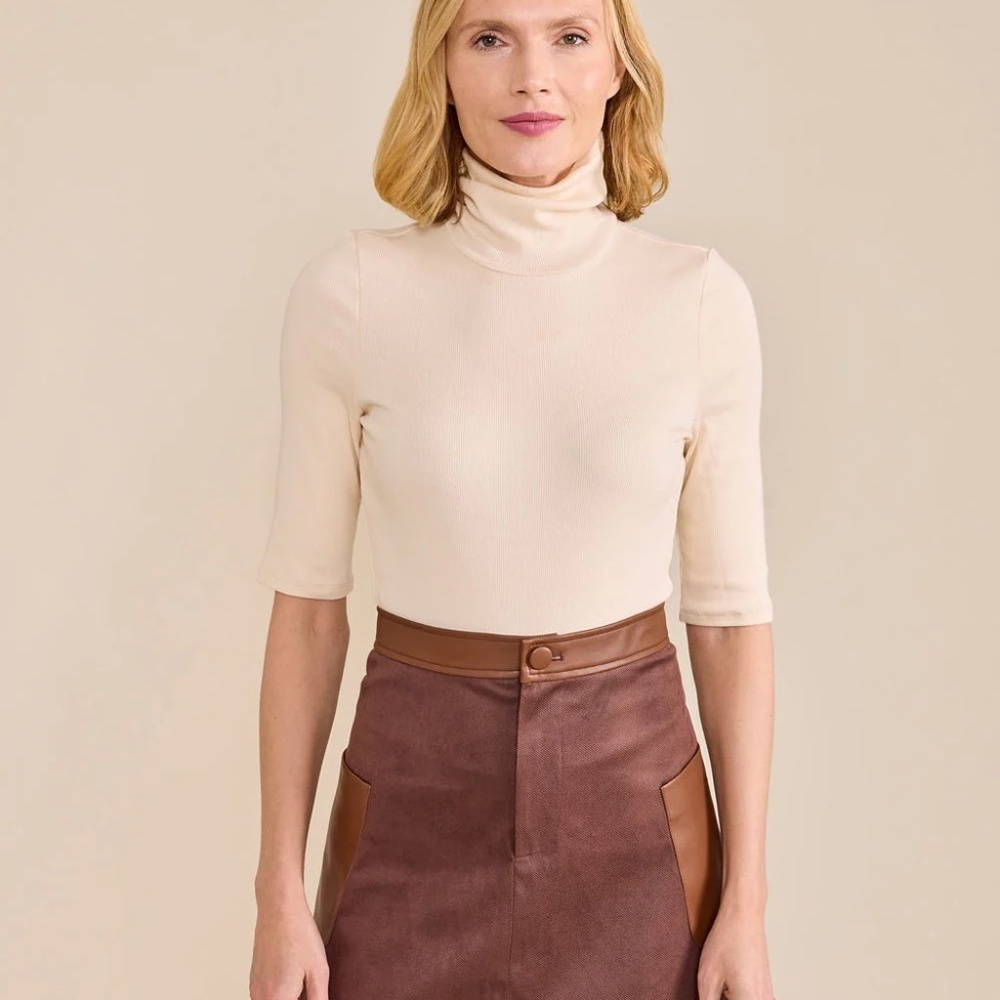 NWT S'Edge Cream Colored Mockneck Bodysuit